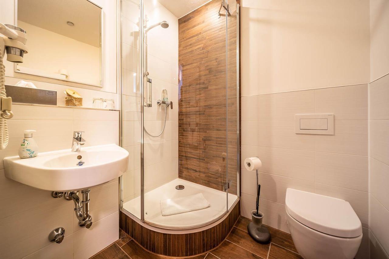 Hotel Frechener Hof Dış mekan fotoğraf